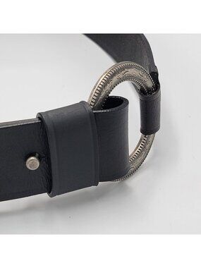 Vtg Nine West  Black Leather Belt With Ornate Silver-Tone Round Buckle